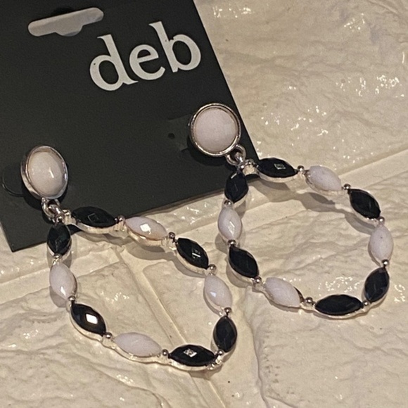 Deb Dangle Fashion Earrings Black White - Picture 5 of 6